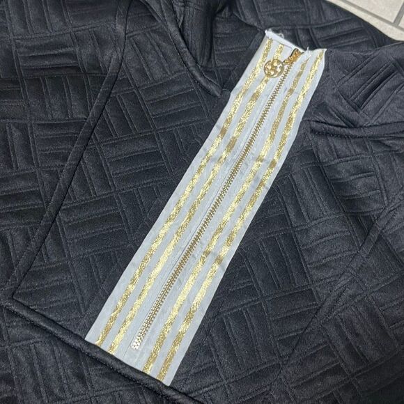 Mary Square Women’s Black Quilted Sweatersuit Set - Picture 11 of 12